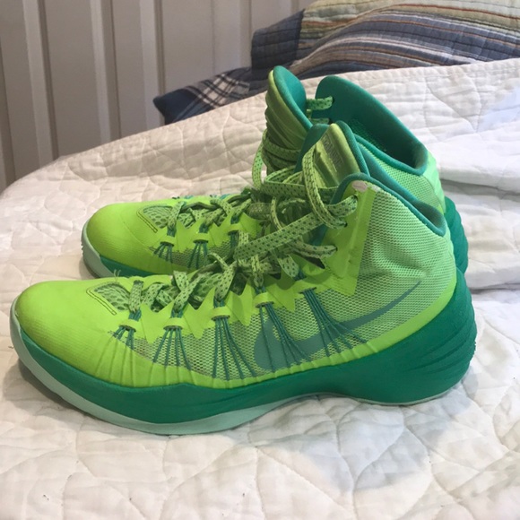 Hyperdunk - Picture 1 of 1